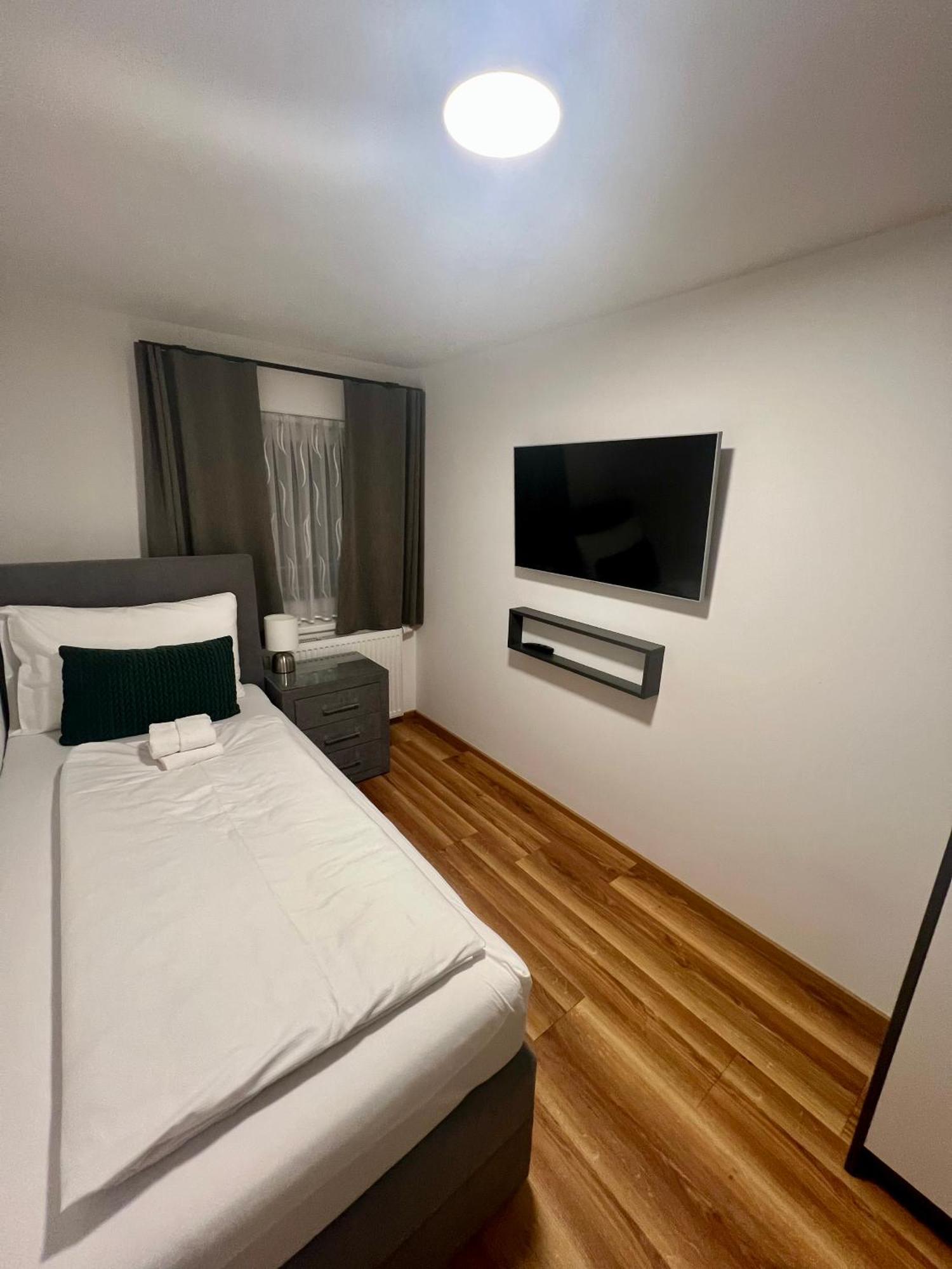 Hotel Genta Salzburgo Quarto foto